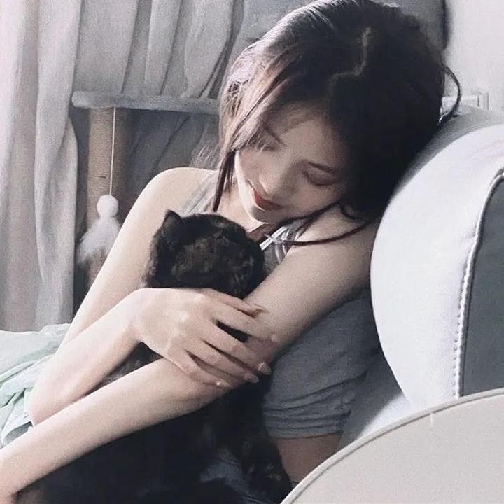 温柔安静的女人们